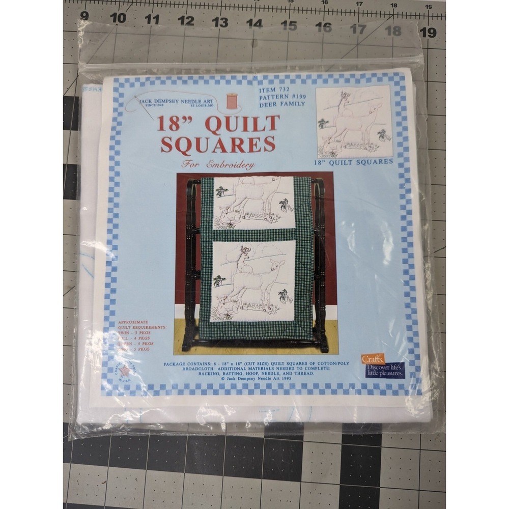 Jack Dempsey Needle‎ Art 18 Inch Quilt Squares Deer Family
